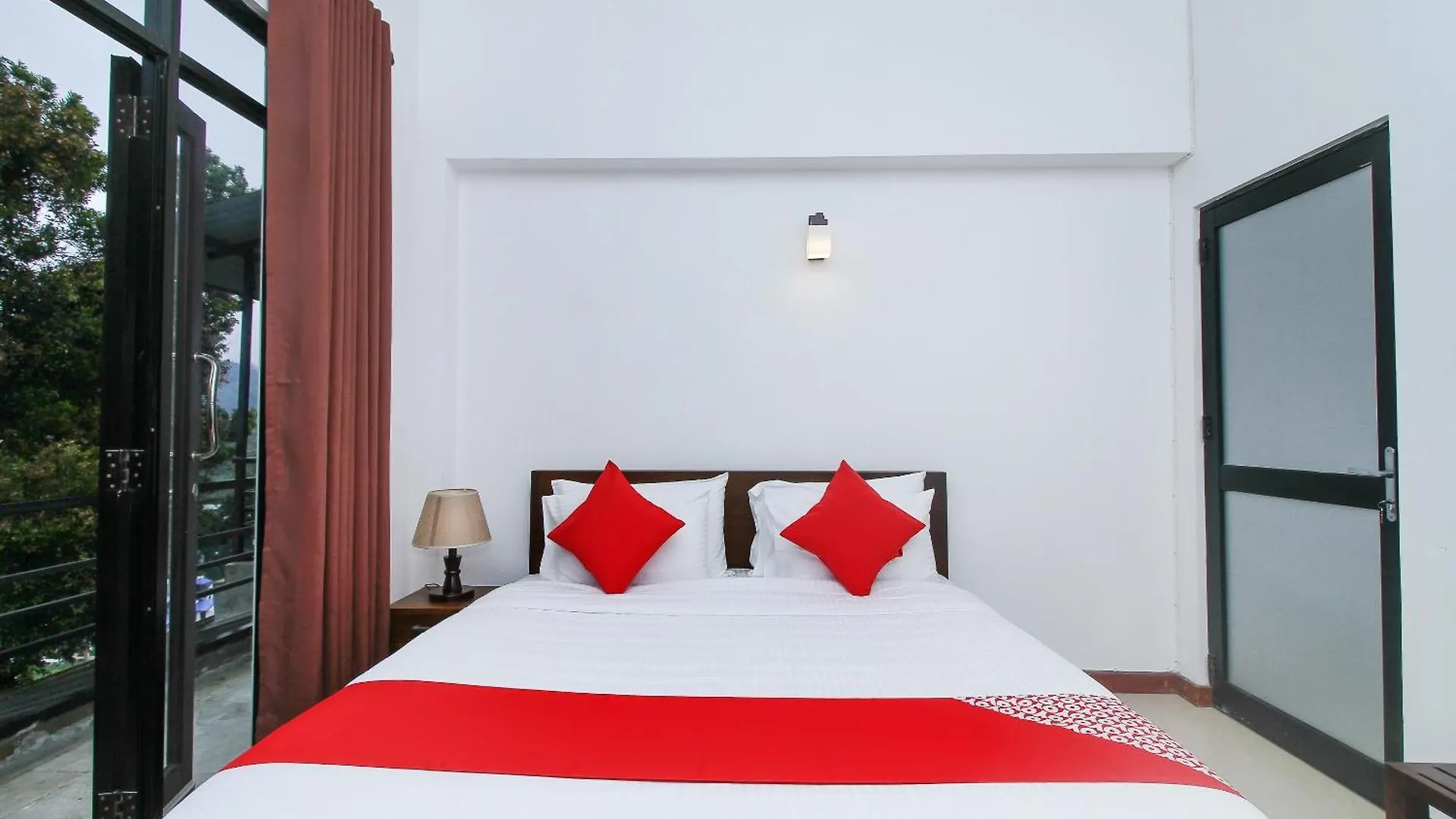Delphin Hotel Nuwara Eliya