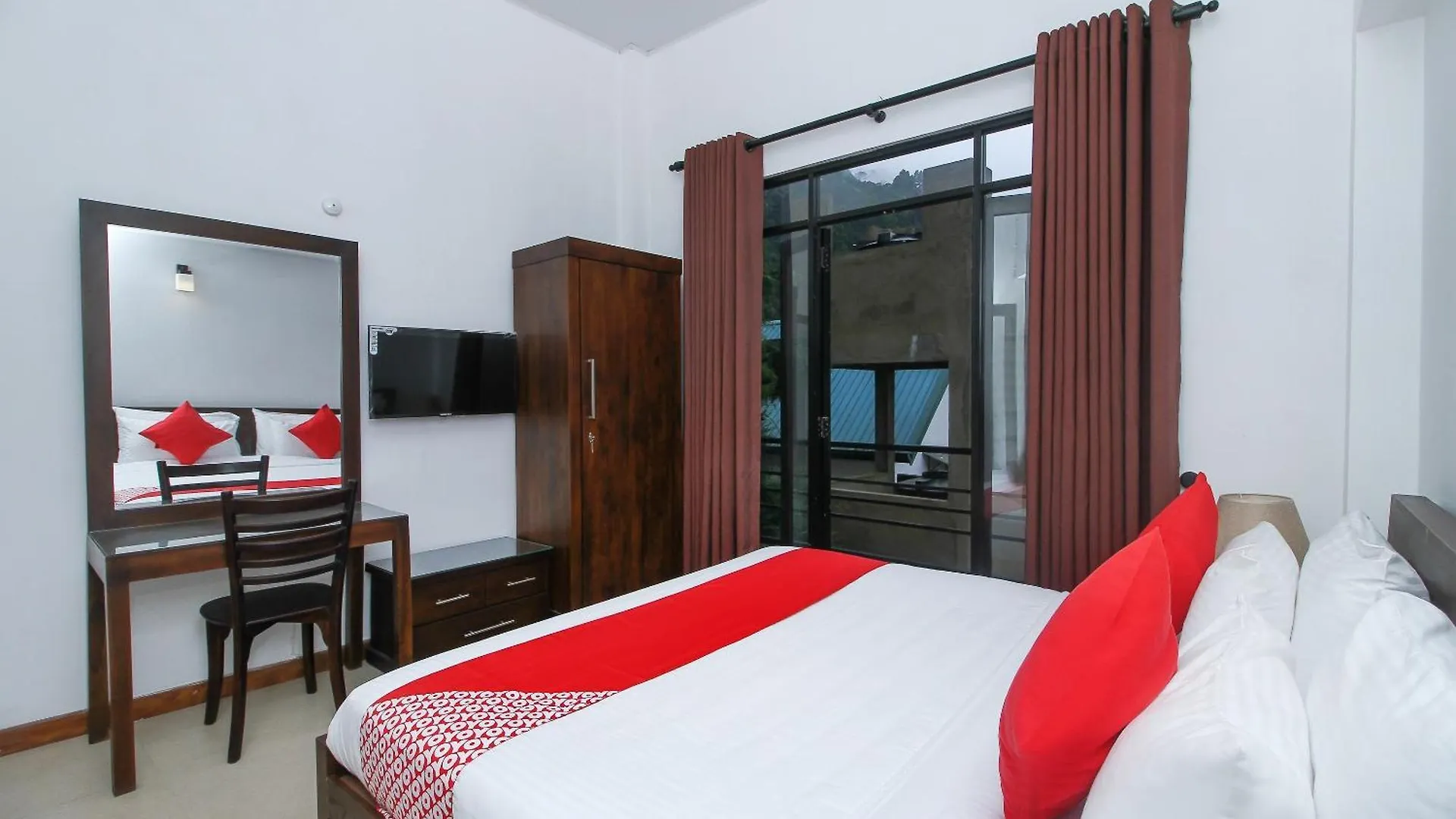 Delphin Hotel Nuwara Eliya 3*,  Sri Lanka